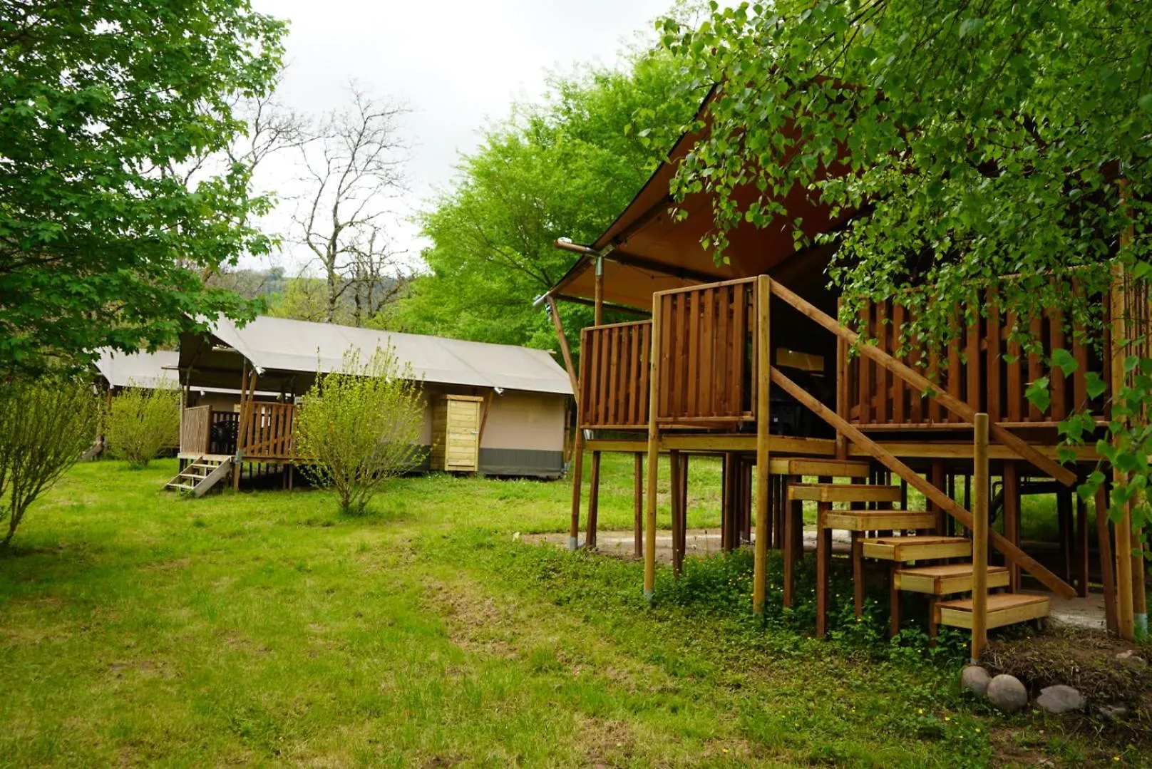 Camping Pittoresque Saint-Parthem 0*,  Francia